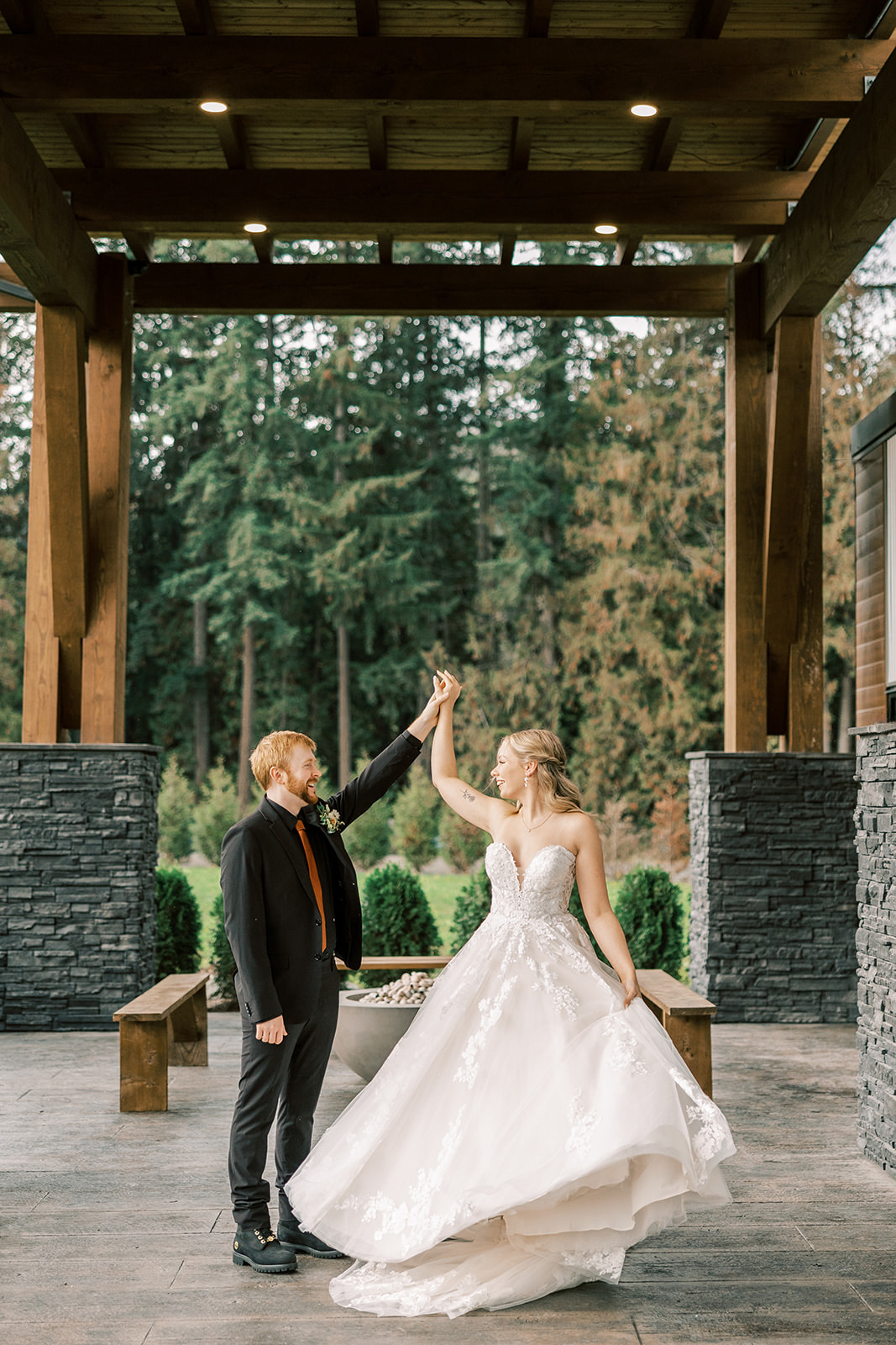 Romantic Dance of a wedding couple during their portrait session at Bridlewoods